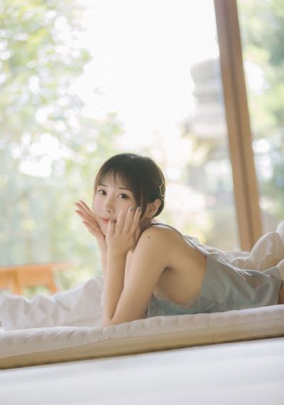 娇妻跨坐老汉双腿耸动_1080P免费观看韩国