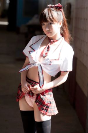 皮带抽打娇妻屁股严厉_HD720P欧美电影在线