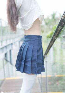 伊人涩涩涩涩久久久AV_1080在线播放