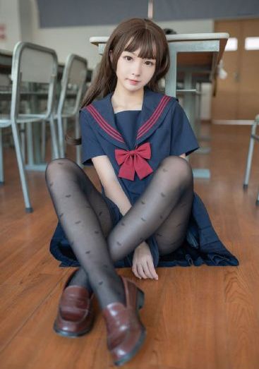 少妇挑战三个黑人惨叫4P_国语版高清