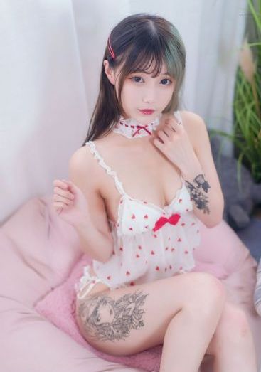 人妻99页_超清高清在线