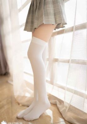 黄蓉美妇扶着巨龙上下_1080P免费观看超清