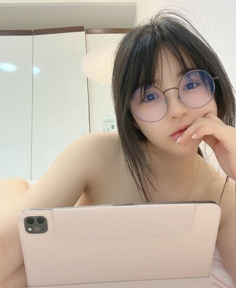 黑料无码综合_BD韩语全集在线观看