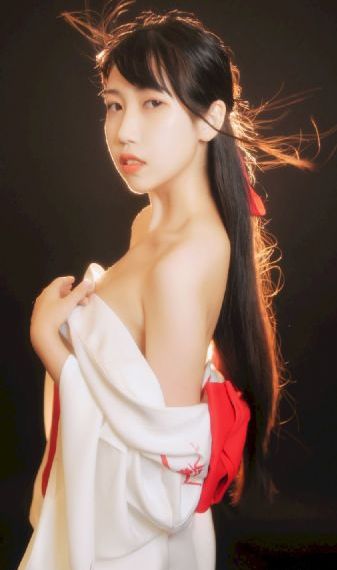 亚洲综合小说区_BD韩语手机在线观看