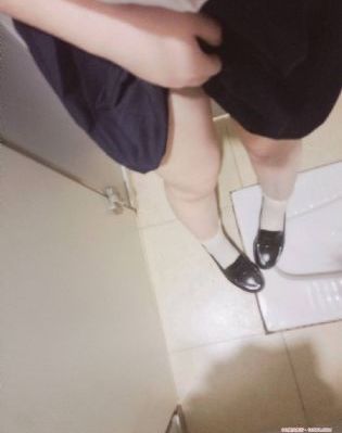 簧片丝袜麻豆_快播高清无删减WWW