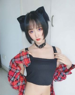 全新中文字幕人妻在线视频_无删减在线播放